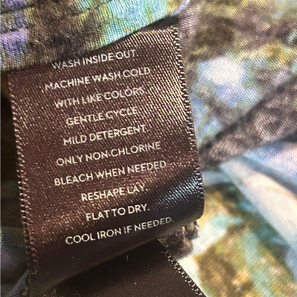 Simply Vera PL Floral Tee - Picture 5 of 7